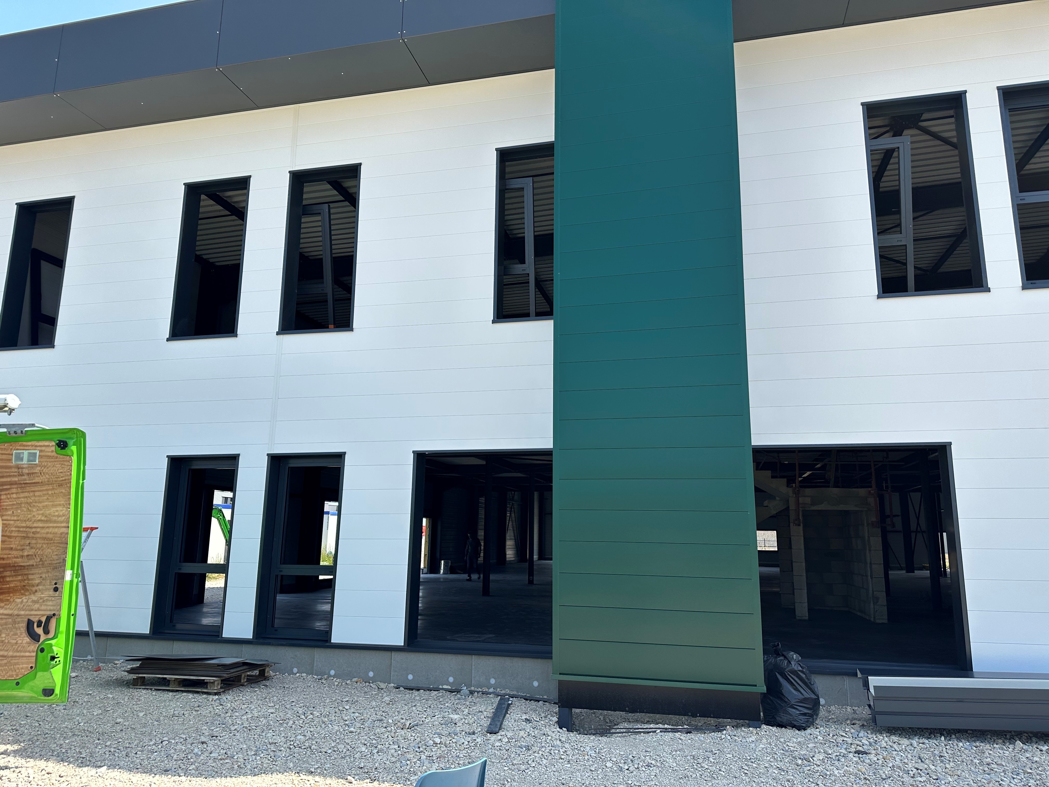 Façade du nouveau bâtiment Bobard Frères